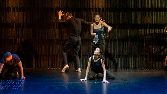 Bemutató - Kis esti vakság