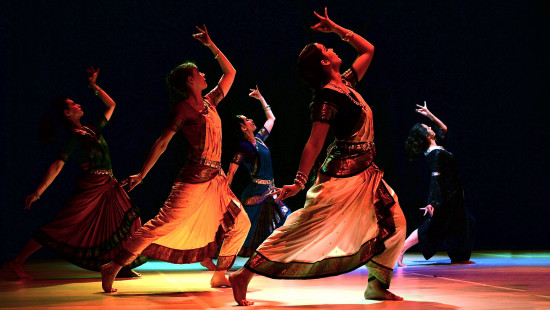 PRADÁNAM - AJÁNDÉK